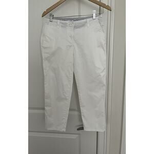 Crown & Ivy White Capri Pants Size 4P cotton